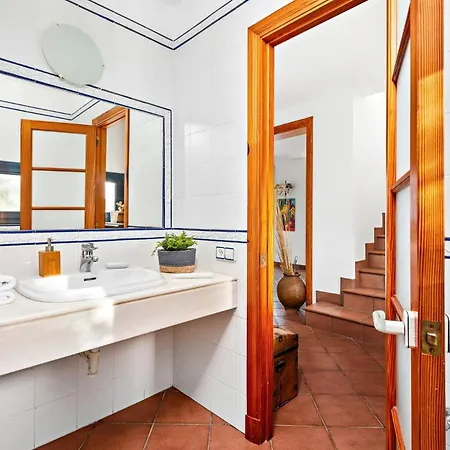 Villa Thalassa By Son Xoriguer